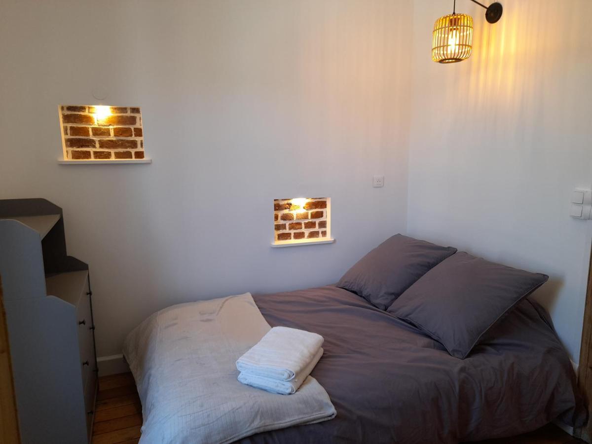 Charmante Villa Plein Sud 50M De La Plage - Balcon Vue Laterale Sur Mer - Equipee De La Fibre, Wifi, Internet 메르레뱅 외부 사진